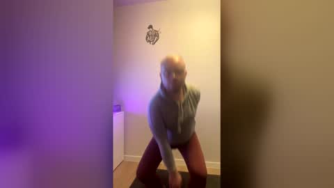 malfoj374328 online show from 5, 12, 2025