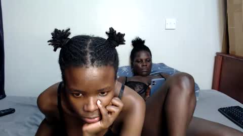 Snapshot of malia_latifa chatting on 4, 5, 2026 lati online show from 4, 5, 2026