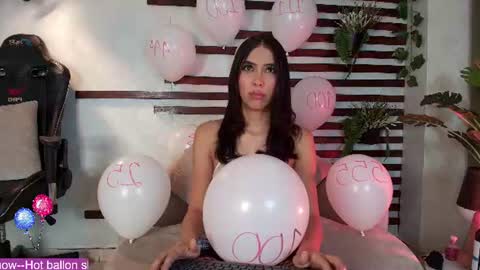 Snapshot of mallory_dietlinde chatting on 23, 6, 2026 mallory_dietlinde online show from 23, 6, 2026