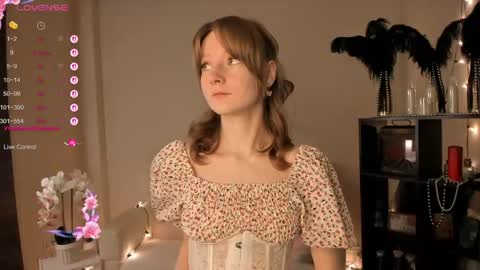 Lilit online show from 5, 4, 2026