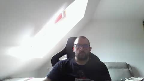 breton online show from 15, 9, 2025