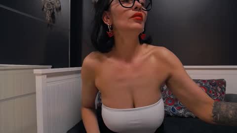 ioana love online show from 15, 3, 2026