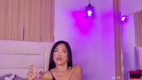 Snapshot of mami_natacha19x chatting on 8, 5, 2026 nati online show from 8, 5, 2026