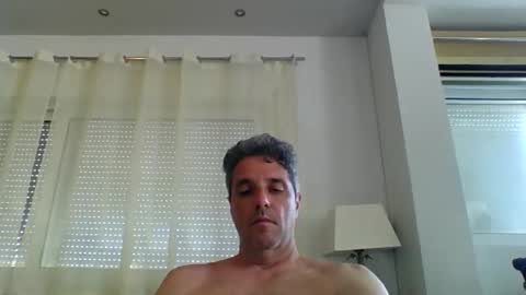 Snapshot of man211172 chatting on 6, 6, 2026 man211172 online show from 6, 6, 2026