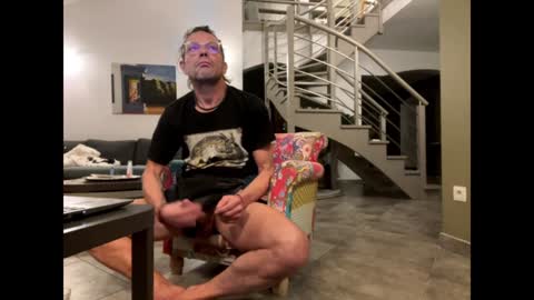 Snapshot of man38110 chatting on 7, 1, 2025 man38110 online show from 7, 1, 2025