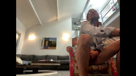 Snapshot of man38110 chatting on 12, 1, 2025 man38110 online show from 12, 1, 2025