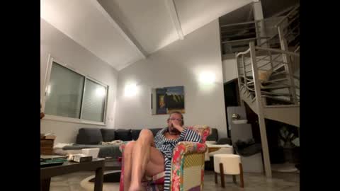 Snapshot of man38110 chatting on 2, 2, 2025 man38110 online show from 2, 2, 2025