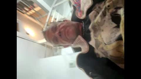 Snapshot of man38110 chatting on 2, 2, 2025 man38110 online show from 2, 2, 2025