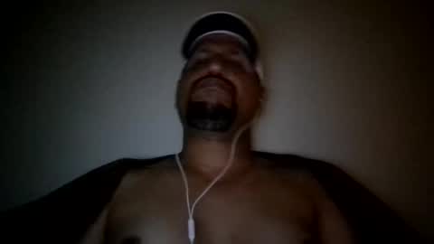 Snapshot of man_new chatting on 16, 9, 2025 Man new online show from 16, 9, 2025