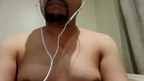 Snapshot of man_new chatting on 18, 10, 2025 Man new online show from 18, 10, 2025