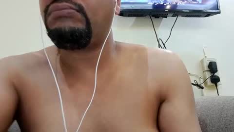 Snapshot of man_new chatting on 11, 11, 2025 Man new online show from 11, 11, 2025