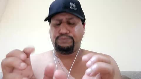 Snapshot of man_new chatting on 19, 11, 2025 Man new online show from 19, 11, 2025