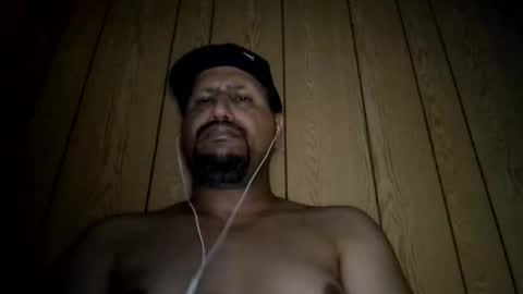 Snapshot of man_new chatting on 27, 11, 2025 Man new online show from 27, 11, 2025