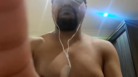 Snapshot of man_new chatting on 28, 5, 2026 Man new online show from 28, 5, 2026