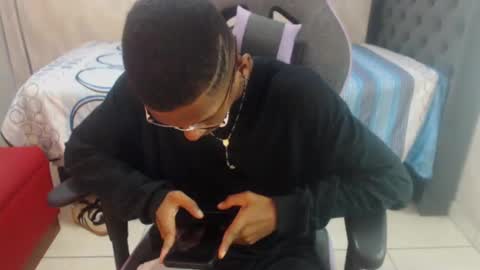 man_san11 online show from 13, 1, 2025