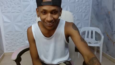 Snapshot of man_sant11 chatting on 8, 5, 2026 man_sant11 online show from 8, 5, 2026