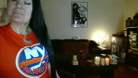 mandaloriangirlsfight online show from 3, 2, 2026