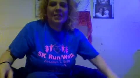 mindy22 online show from 19, 4, 2026