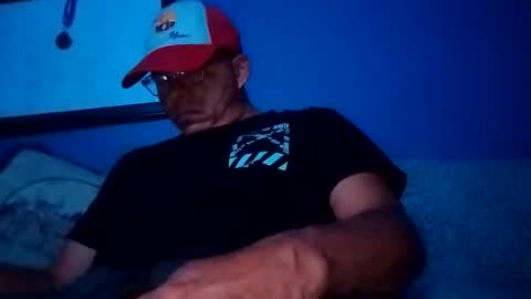 Snapshot of mandrilo7379 chatting on 17, 4, 2026 mandrilo7379 online show from 17, 4, 2026