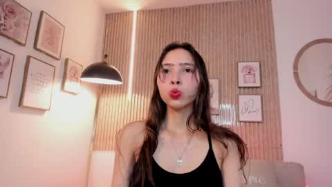 Snapshot of mandy_bloom chatting on 24, 4, 2026 mandy_bloom online show from 24, 4, 2026