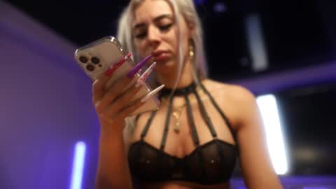 Anto Lovense is Active My pleasure is in your hands Private is Open online show from 29, 1, 2025