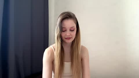 Snapshot of maniemarchitto chatting on 17, 4, 2026 Hey there my name is Sarah online show from 17, 4, 2026