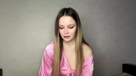 Snapshot of maniemarchitto chatting on 24, 4, 2026 Hey there my name is Sarah online show from 24, 4, 2026