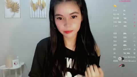 Snapshot of manilynforyou chatting on 20, 10, 2025 manilynforyou online show from 20, 10, 2025