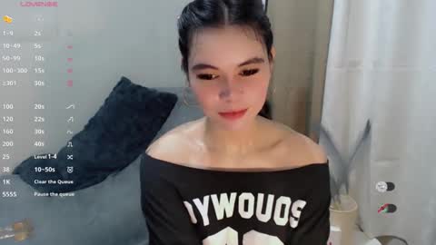 Snapshot of manilynforyou chatting on 28, 11, 2025 manilynforyou online show from 28, 11, 2025