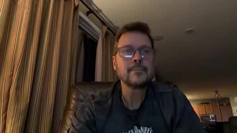 Snapshot of mankav73 chatting on 29, 5, 2026 mankav73 online show from 29, 5, 2026