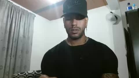 Snapshot of manolofitt chatting on 16, 10, 2025 Manolo online show from 16, 10, 2025