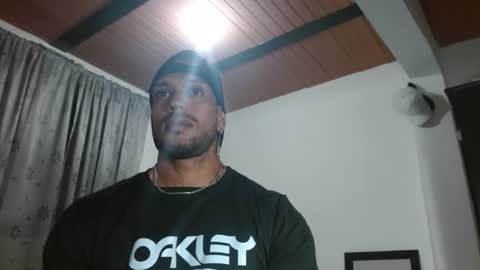 Snapshot of manolofitt chatting on 20, 10, 2025 Manolo online show from 20, 10, 2025