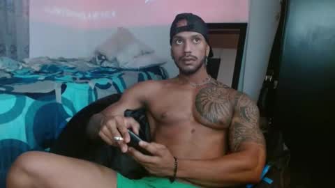 Snapshot of manolofitt chatting on 7, 11, 2025 Manolo online show from 7, 11, 2025