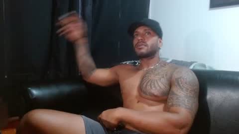 Snapshot of manolofitt chatting on 2, 7, 2026 Manolo online show from 2, 7, 2026