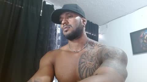 Snapshot of manolofitt chatting on 24, 7, 2026 Manolo online show from 24, 7, 2026