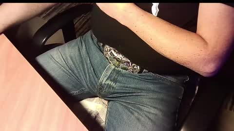 Snapshot of manswed chatting on 10, 12, 2024 manswed online show from 10, 12, 2024