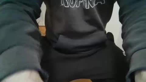 manu17518 online show from 2, 2, 2025