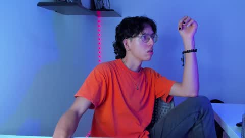 Manuel online show from 25, 1, 2025