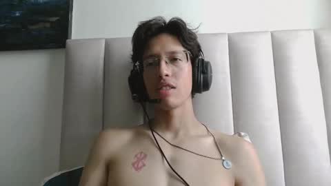 Manuel online show from 12, 4, 2026