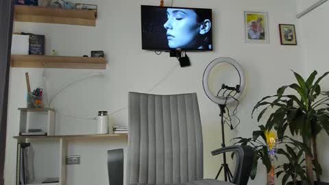 manucute 23  online show from 18, 1, 2026