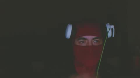 Snapshot of manuelvalentine chatting on 5, 3, 2026 ManuelValentine online show from 5, 3, 2026