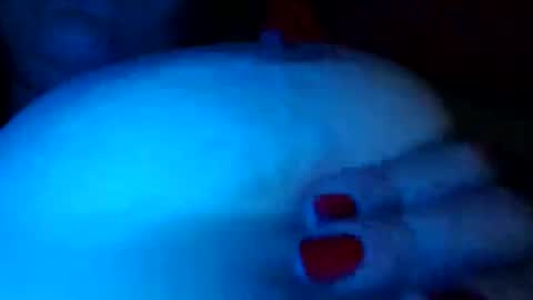 Snapshot of manurouse chatting on 17, 11, 2025 Manu online show from 17, 11, 2025