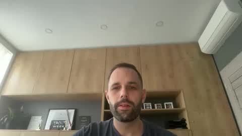 manynaaamess online show from 24, 10, 2025