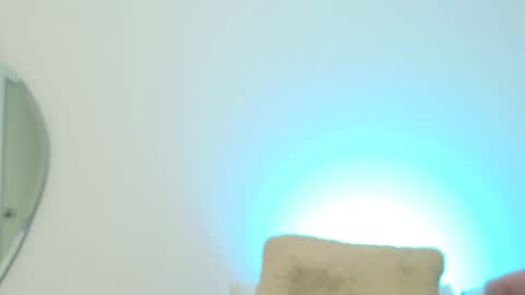     online show from 7, 1, 2025