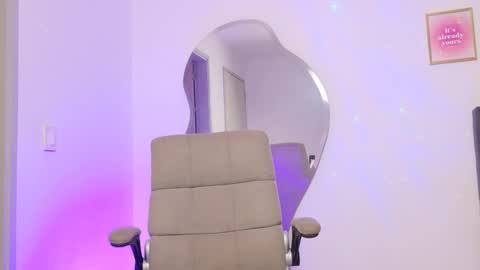     online show from 6, 3, 2025