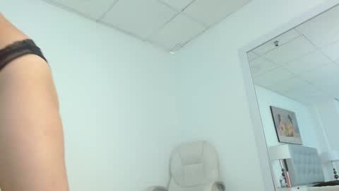   online show from 21, 12, 2024