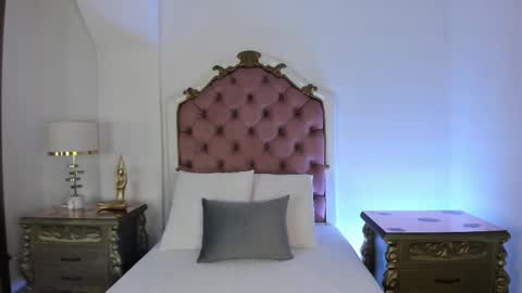 Snapshot of mara_betancurt chatting on 17, 11, 2025 Mara online show from 17, 11, 2025