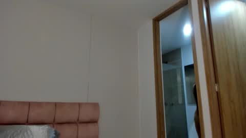 mara modelo independiente online show from 21, 10, 2025