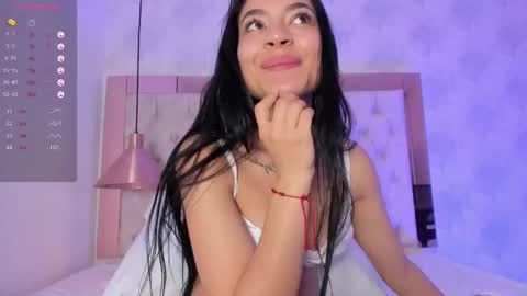 Snapshot of mara_vibe chatting on 5, 3, 2025 Mara online show from 5, 3, 2025