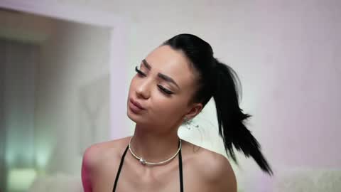  Mara  online show from 31, 1, 2025